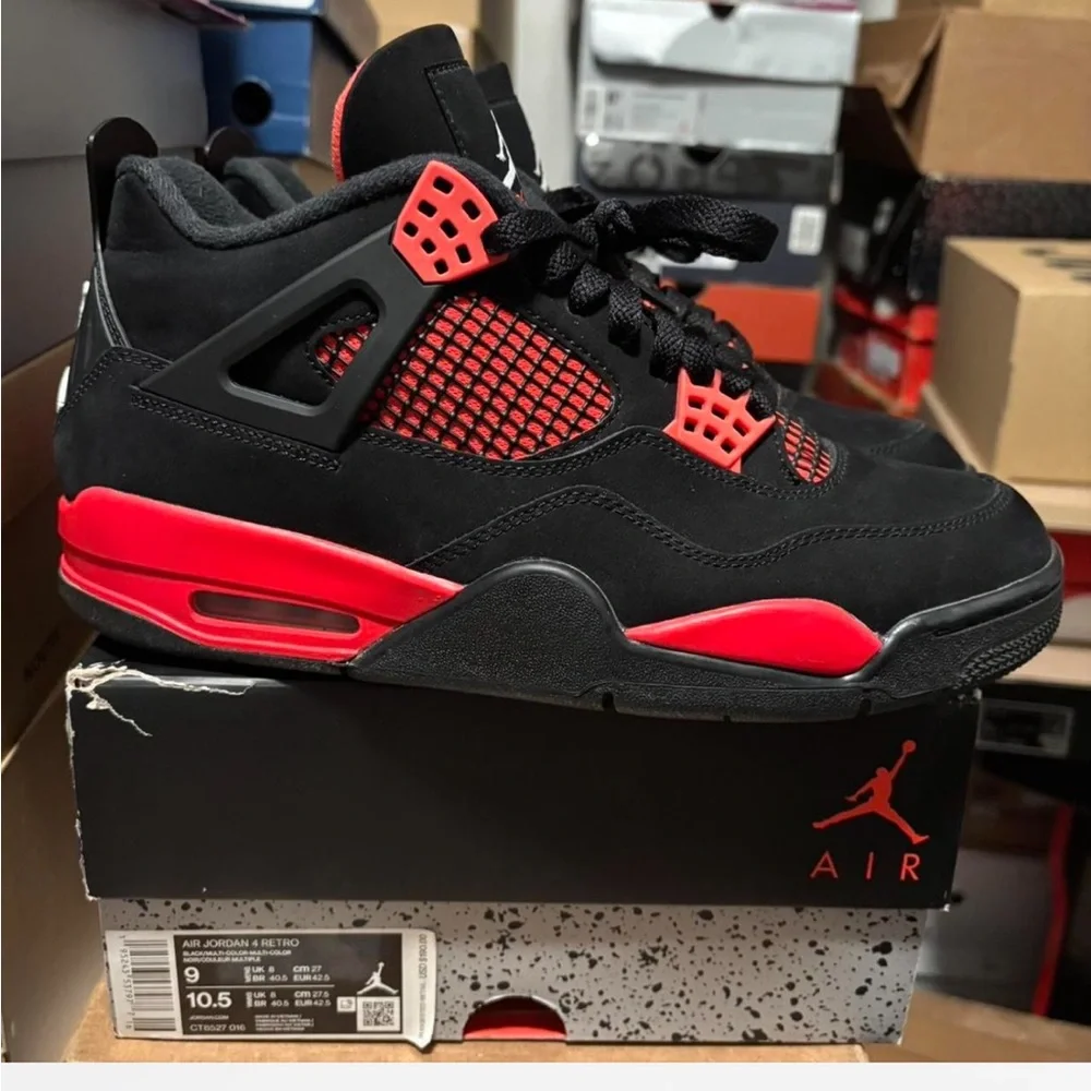 Authentic ‘Red Thunder’ Jordan 4 retro. size 9 men’s *Like New* w/box. - Picture 5 of 8